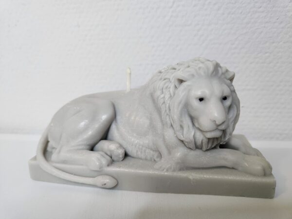 Bougie lion couché- 11 cm cire végétale artisanat français