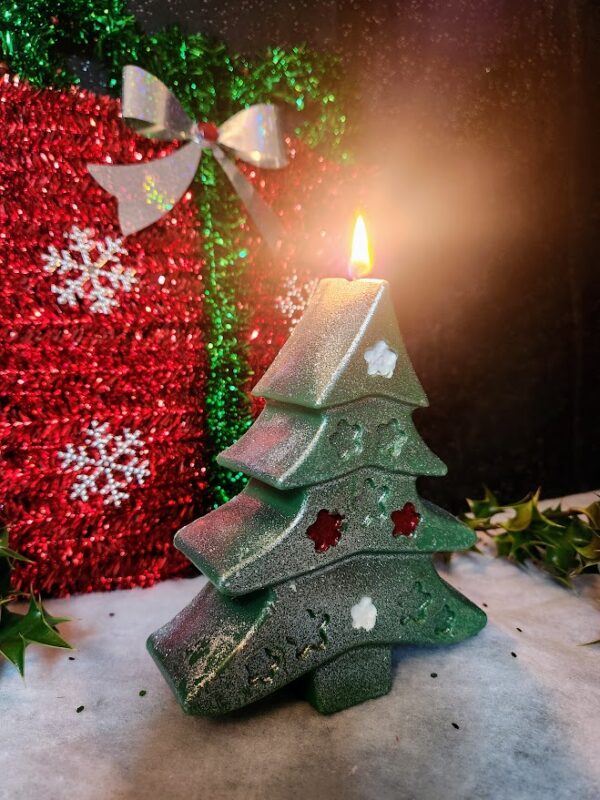 Bougie sapin de noel pailletée et avec des étoiles