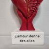 socle en bois personnalisé L'amour donne des ailes